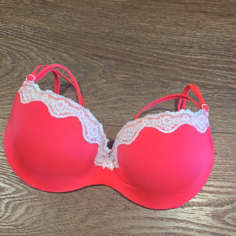 VICTORIA'S SECRET DEMI PADDED BRA SIZE 34D... #7733